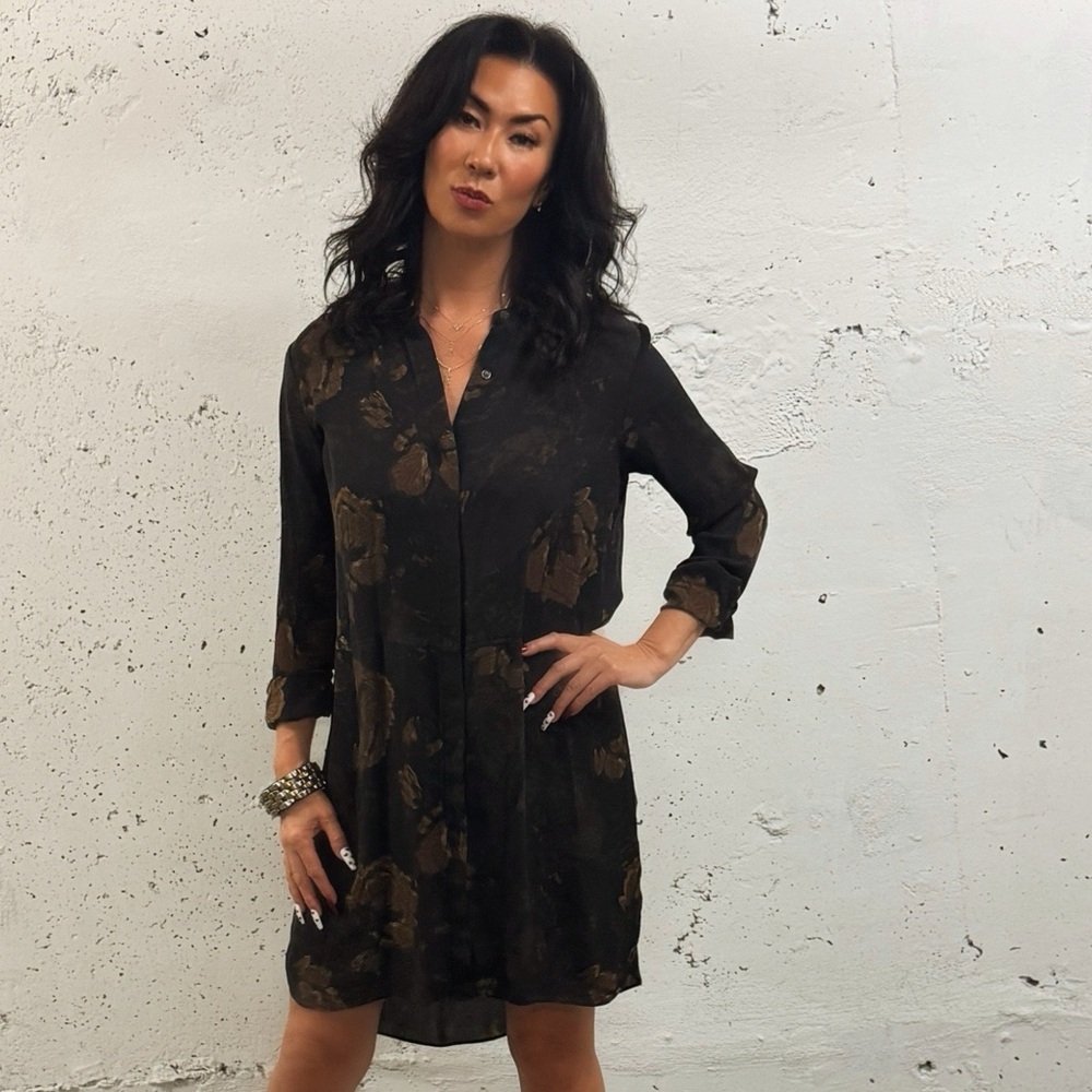 Aritzia | Woman’s Wilfred 100% Silk Bossut Dress | Floral | Long sleeved | US - Picture 2 of 8